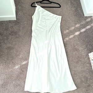 Jenny Yoo Collection Abby ivory bridesmaid dress size 14. Worn once.